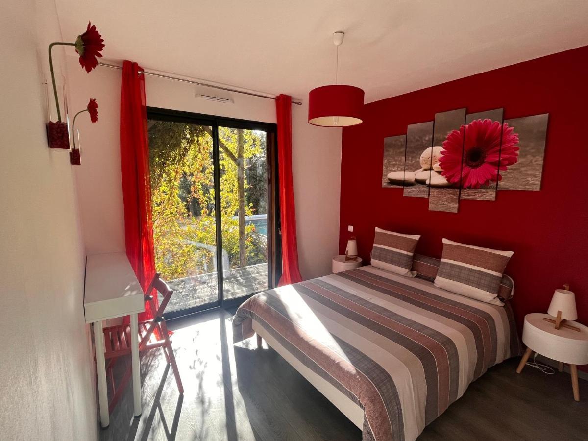 Du Reve O Naturel - Maison De Vacances Entre Gorges De L'Ardeche Et Gard Saint-Julien-de-Peyrolas Ngoại thất bức ảnh